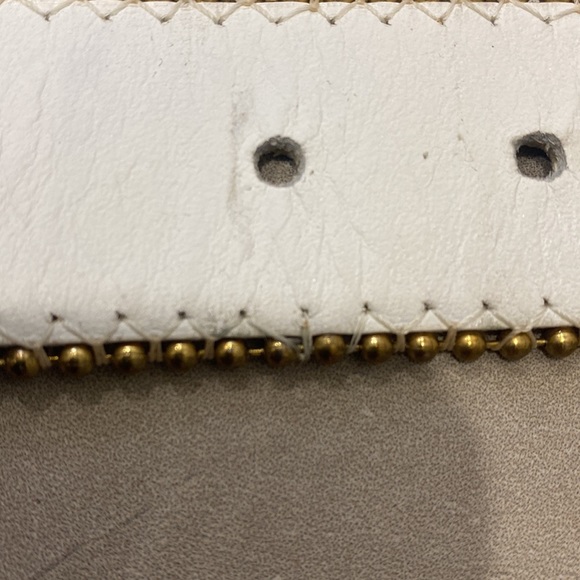 Rare Vintage White Leather Belt with Gold Tone Features - Picture 10 of 16